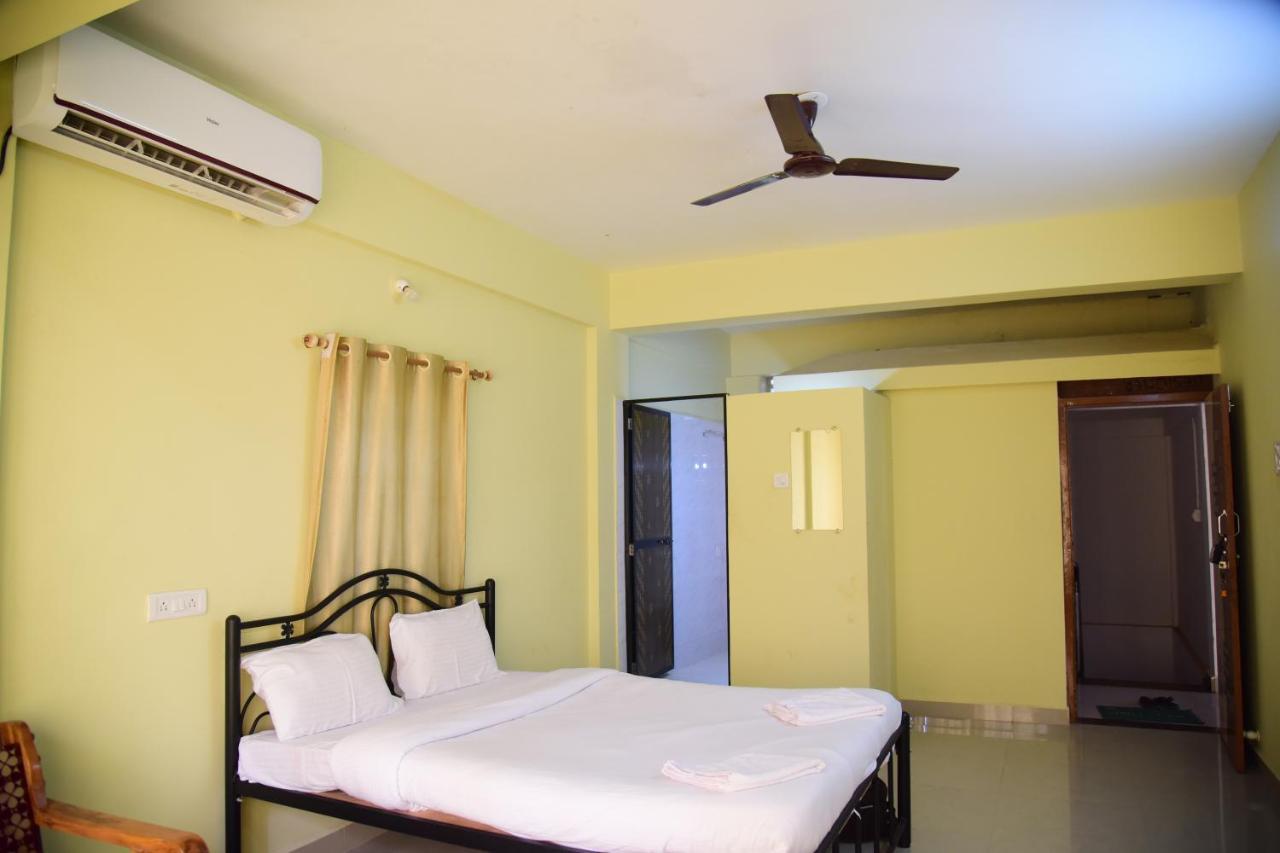 Homestay Siolim Bagian luar foto